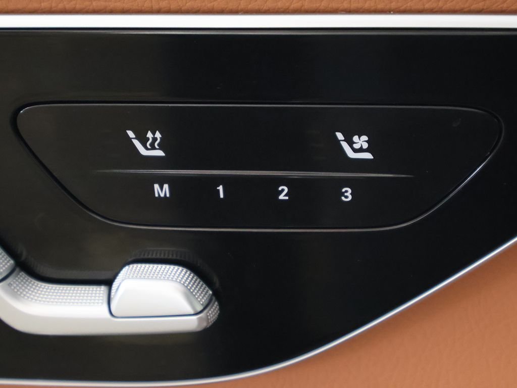 2023 Mercedes-Benz GLC GLC 300 - Photo 40