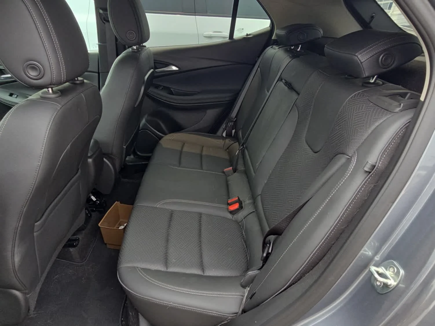 Used 2020 Satin Steel Metallic Buick Essence image 11