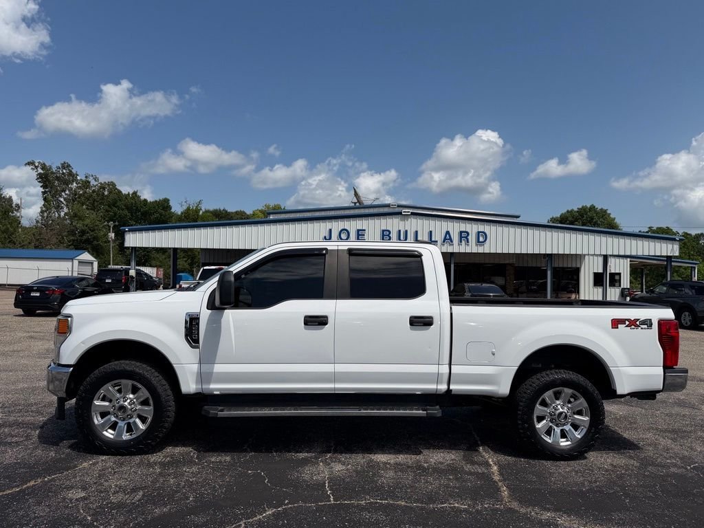 Used 2021 White Ford XL image 21