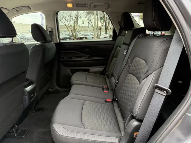Used 2024 Gray Nissan SV image 24