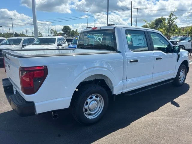 New 2026 Oxford White Ford XL image 9