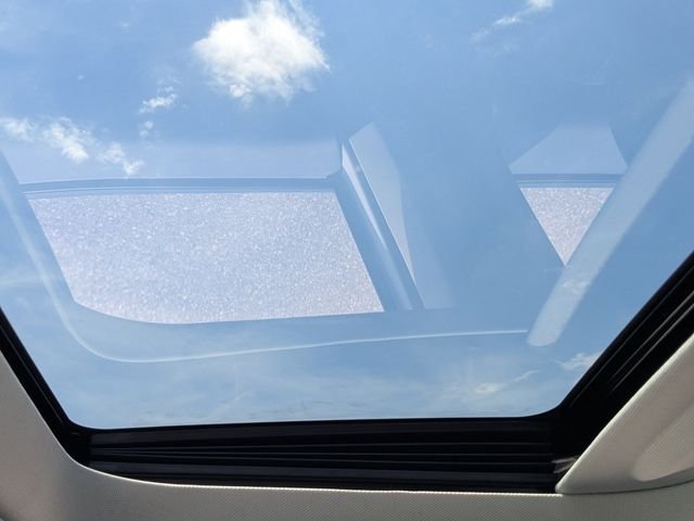 New 2026 Oxford White Ford Tremor® image 21