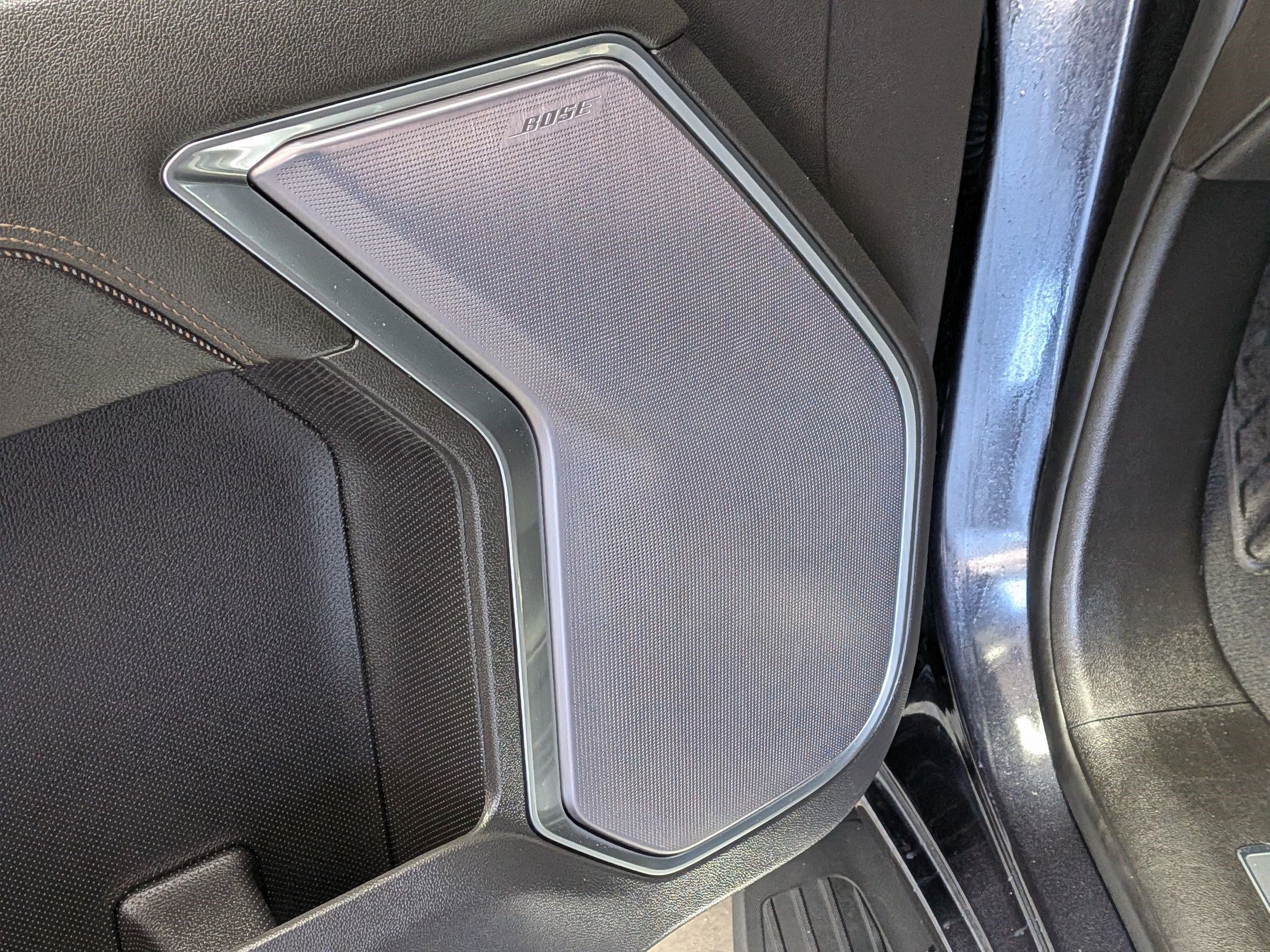 Used 2022 Dark Ash Metallic Chevrolet High Country image 14