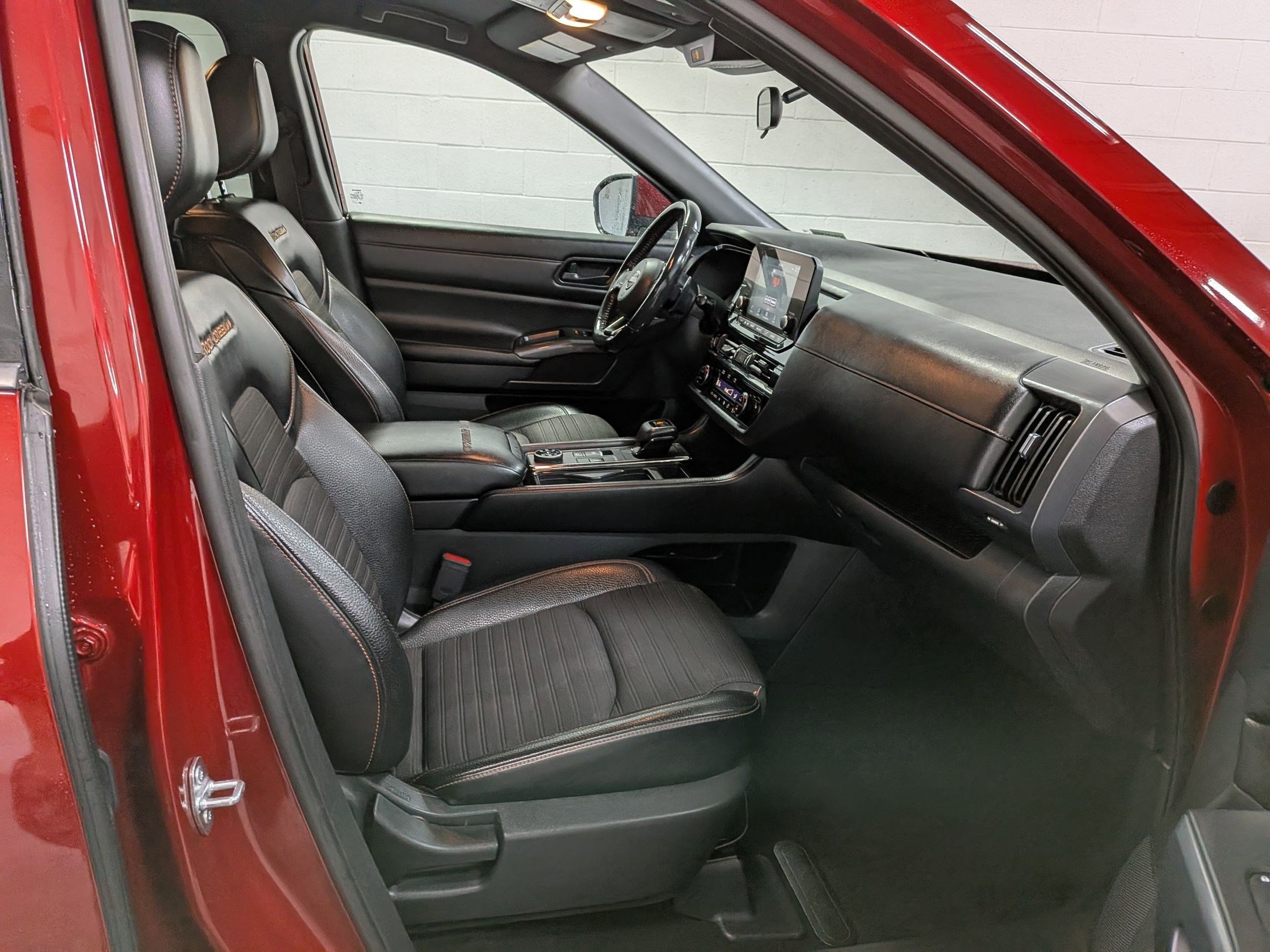 Used 2023 Scarlet Ember Tintcoat Nissan Rock Creek image 33