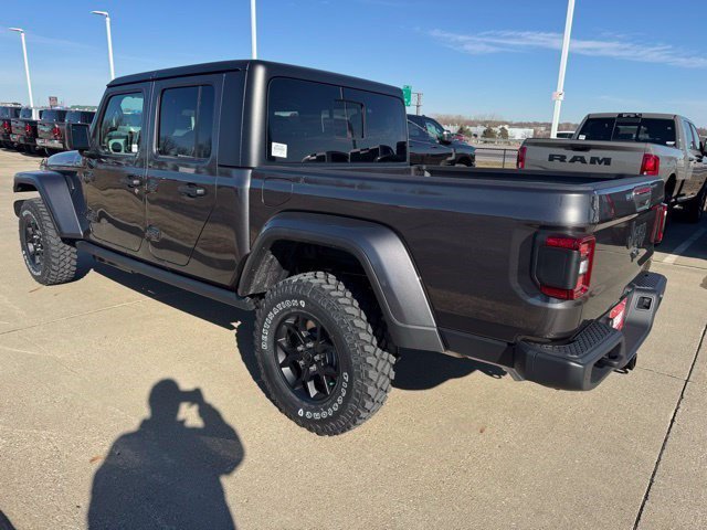 New 2026 Granite Crystal Metallic Clear-Coat Exterior Paint Jeep Willys image 4