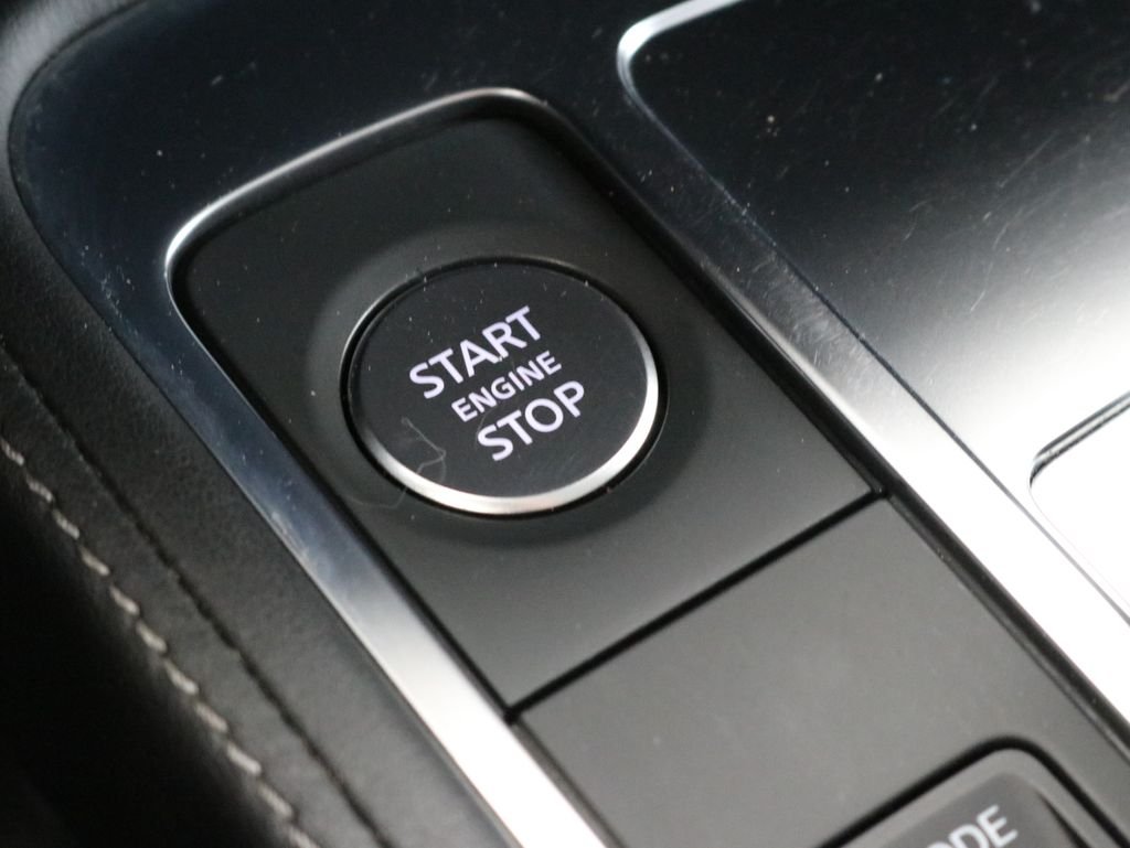 Certified Used 2025 Gray INFINITI PURE image 22