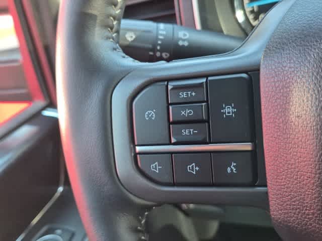 Used 2022 Oxford White Ford XLT image 24