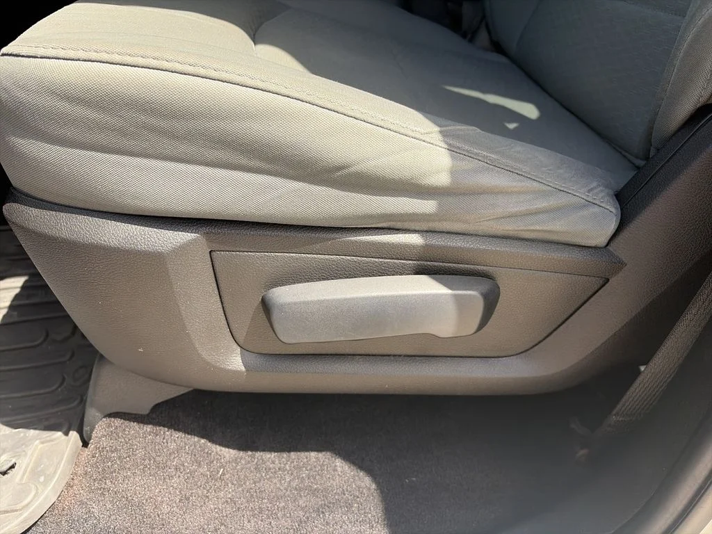 Used 2013 Silver Ram Express image 12