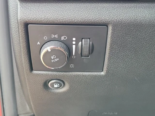 Used 2020 Red Jeep Trailhawk image 22