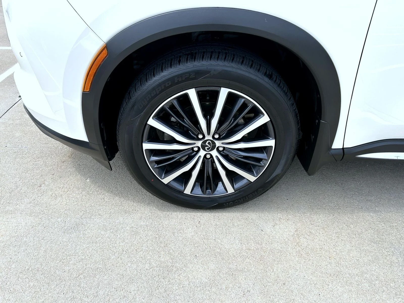 Certified Used 2023 White INFINITI Sensory image 24
