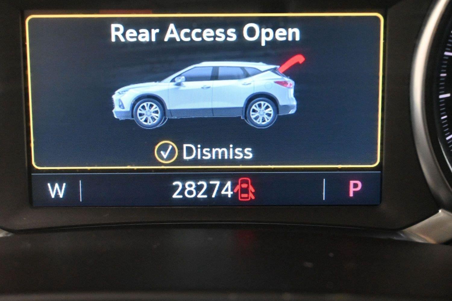 Used 2023 SUMMIT WHITE Chevrolet LT image 21