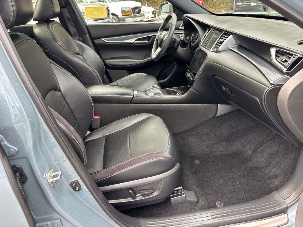 Certified Used 2023 Gray INFINITI SPORT image 17