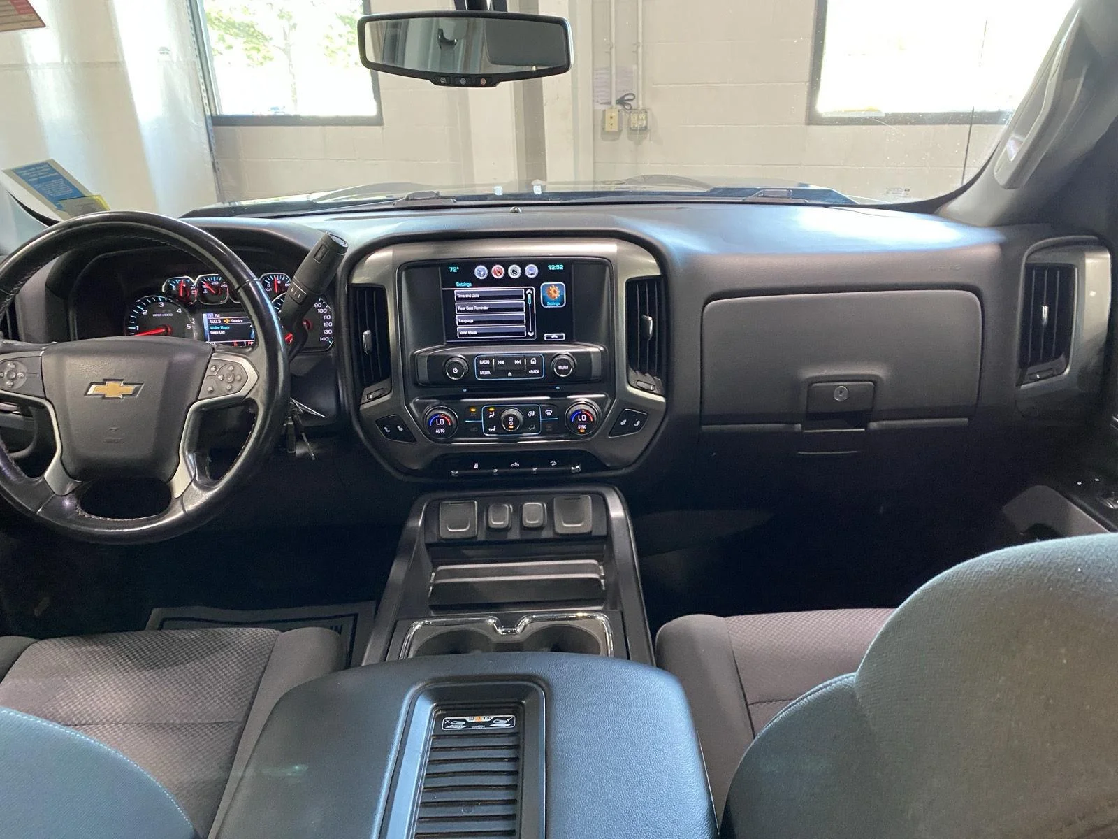 Used 2018 Black Chevrolet LT image 5