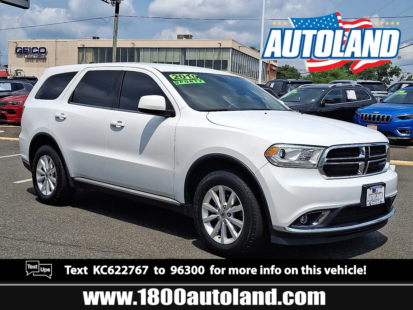 Used 2019 White Knuckle Clearcoat Dodge SXT image 1