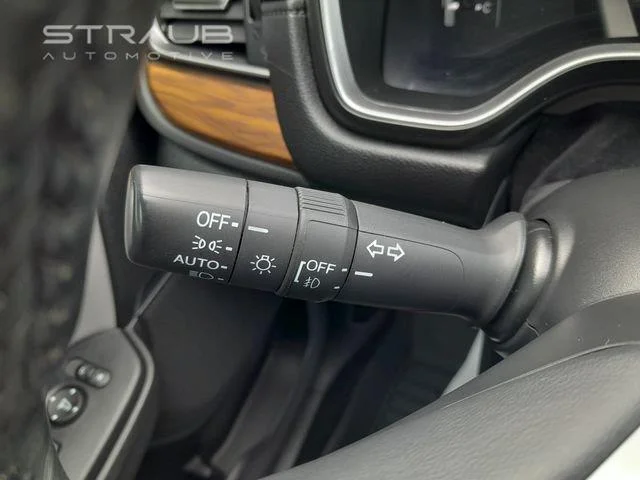 Used 2022 Lunar Silver Metallic Honda TOURING AWD image 14