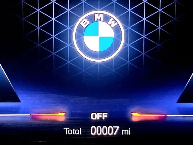 Used 2024 Gray BMW xDrive28i image 19