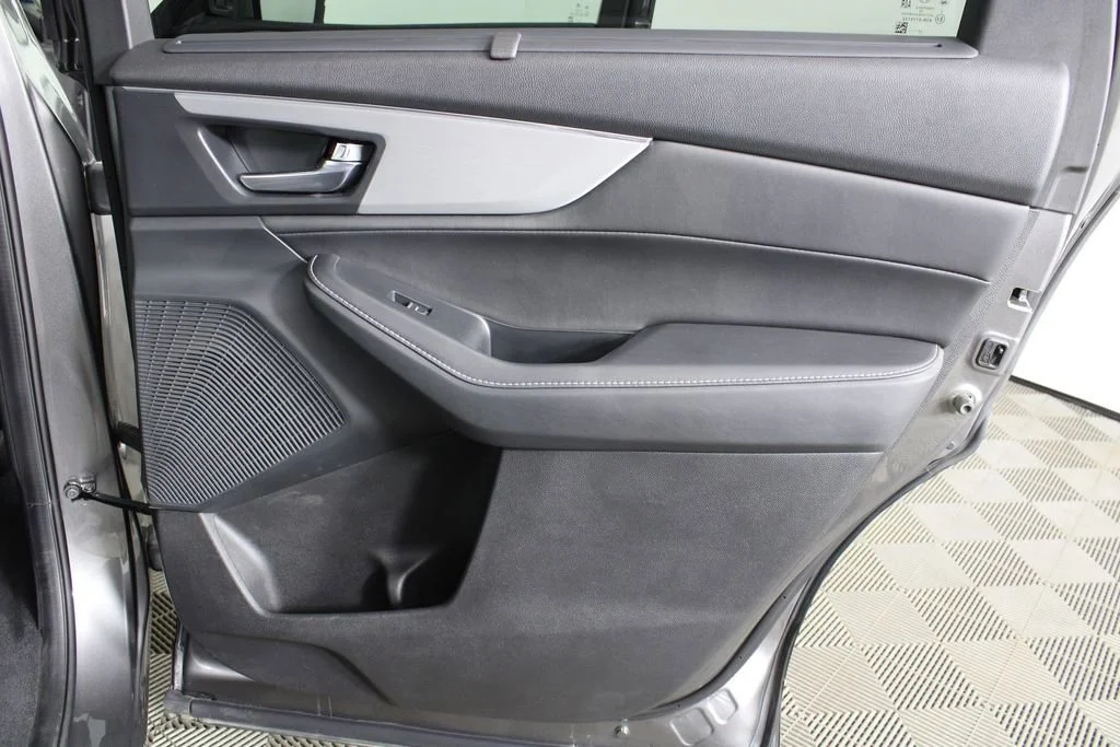 Used 2024 Grey Acura w/Technology Package image 11