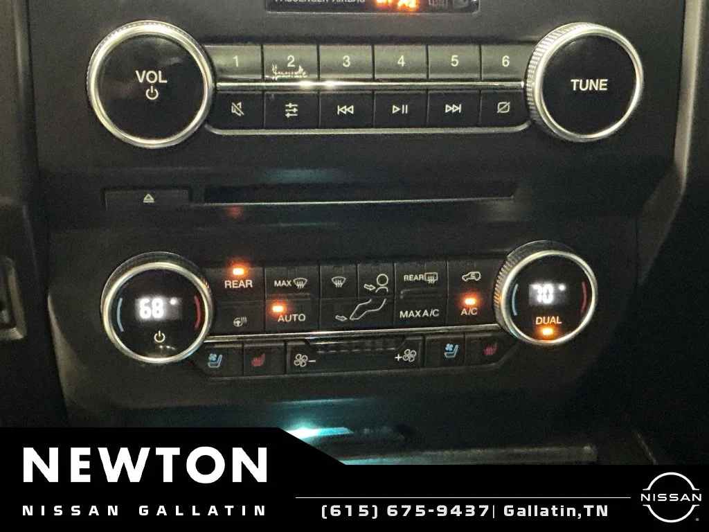 Used 2018 Magnetic Ford Limited image 14