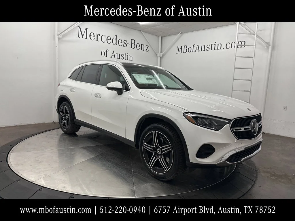 Used 2026 White Mercedes-Benz GLC 300 image 1