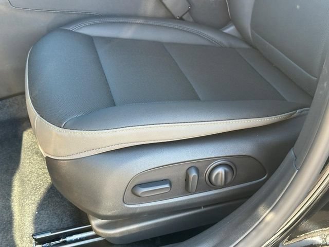 New 2026 Mosaic Black Metallic Chevrolet ACTIV image 18