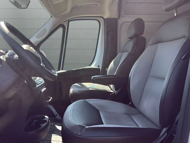 Used 2025 White Ram High Roof image 11