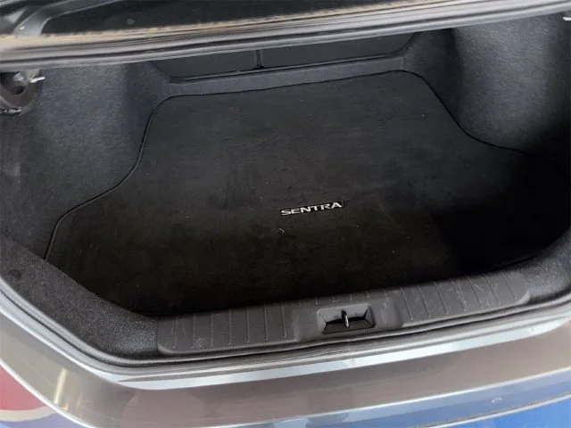 Used 2022 Gray Nissan S image 8