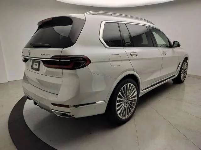 New 2027 Mineral White Metallic BMW xDrive40i image 3
