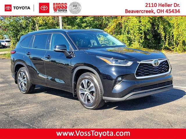 Certified Used 2021 MIDNIGHT BLACK METAL Toyota  image 5