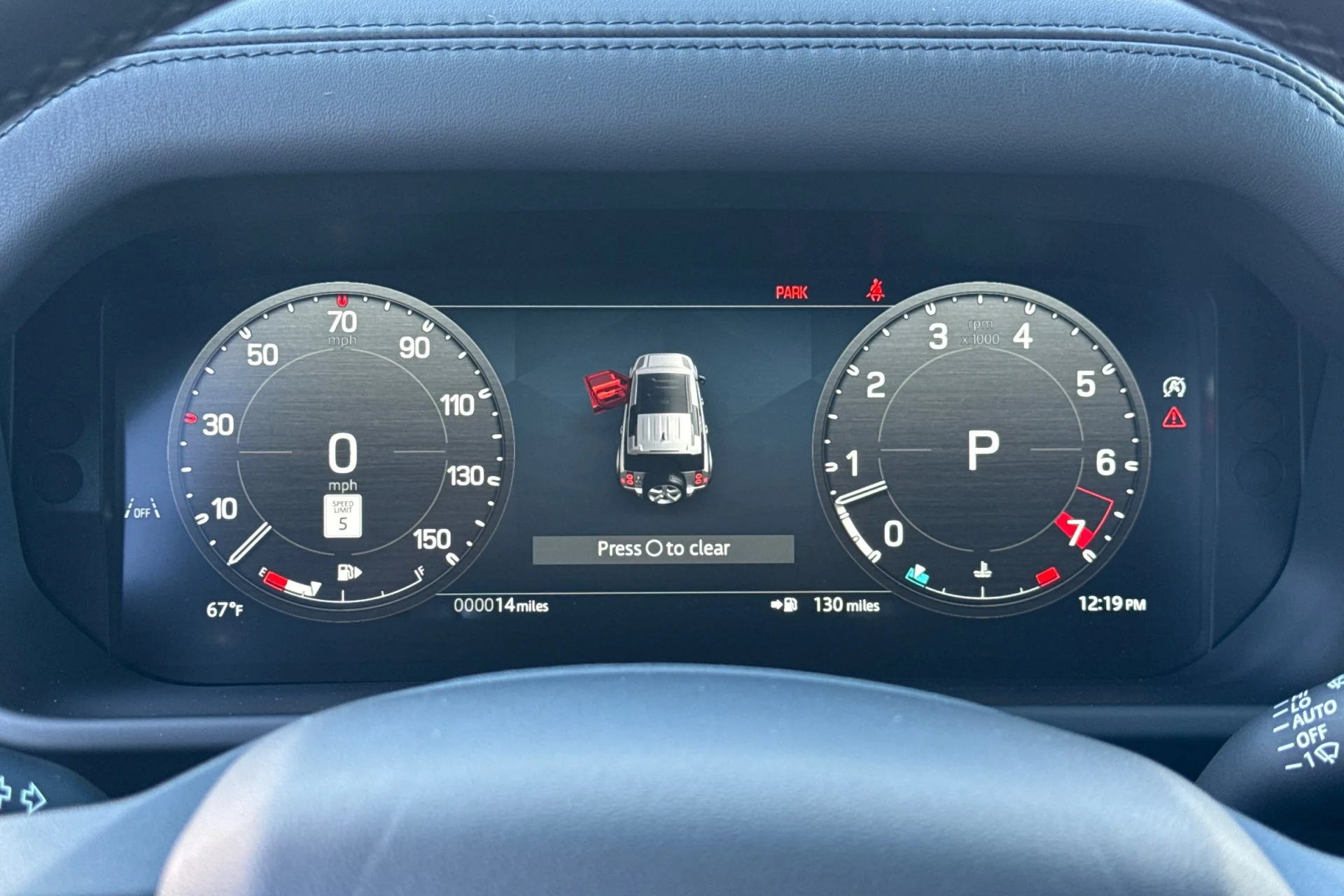 New 2026 Fuji White Land Rover X-Dynamic SE image 27