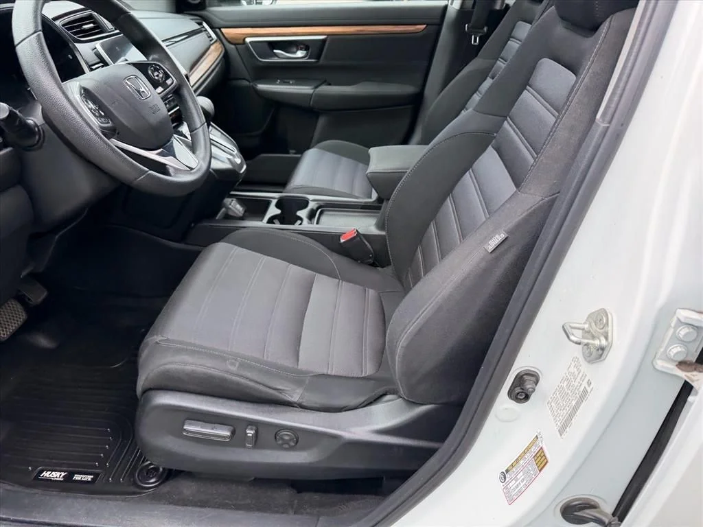 Used 2019  Honda EX image 8