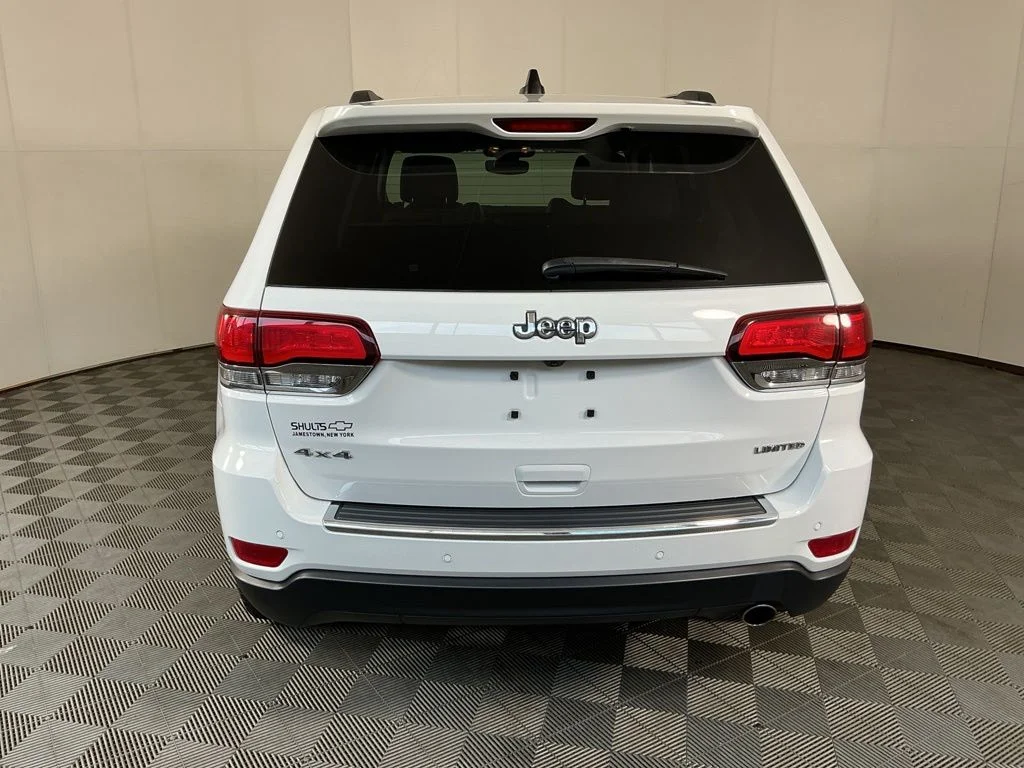 Used 2020 White Jeep Limited image 7