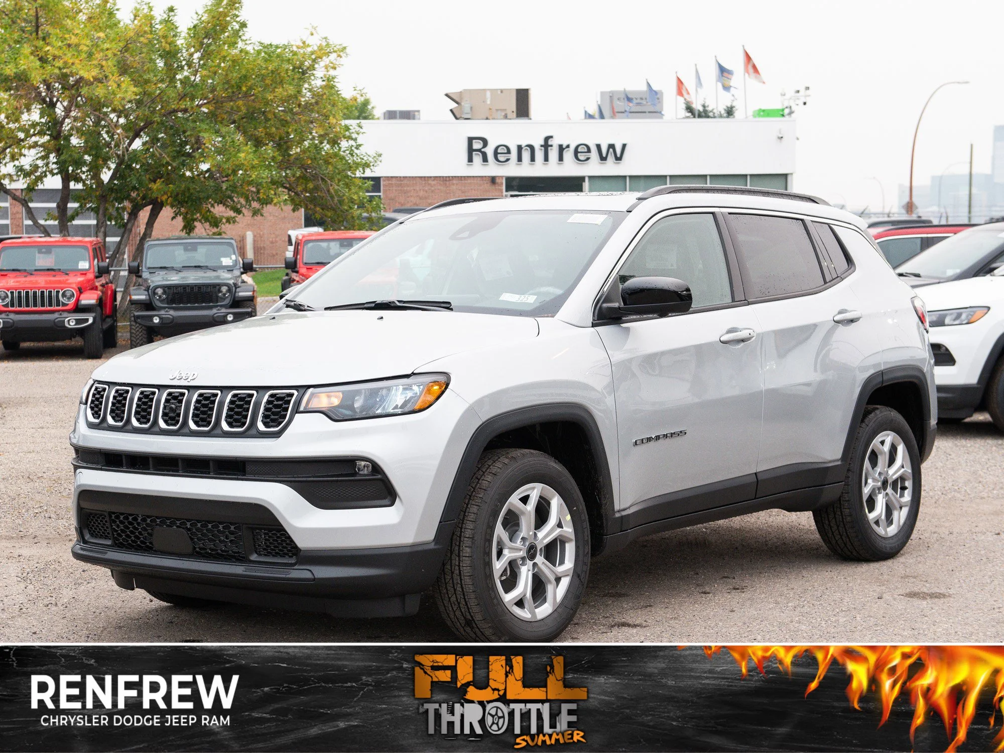 New 2025 Silver Jeep North* 4x4, Panoramic Sunroof, Heated Seats/Wheel, Wireless Charging Pad image 1