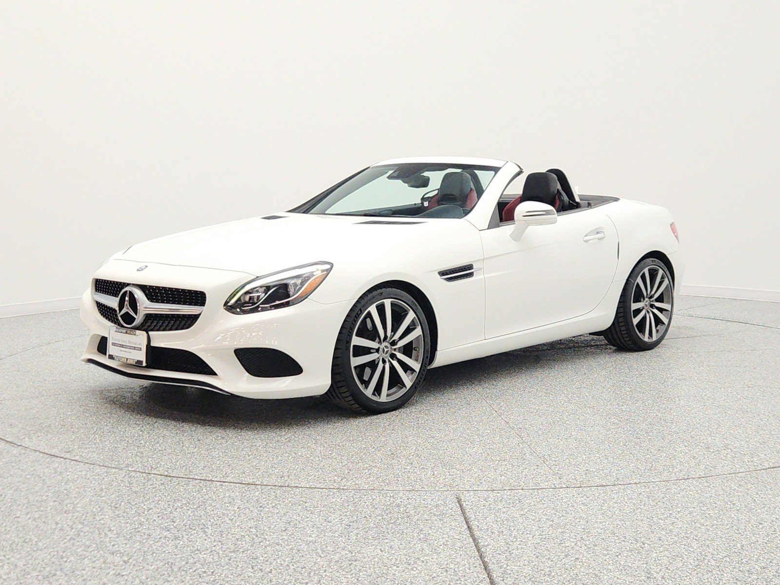 2017 Mercedes-Benz SLC SLC300's photo