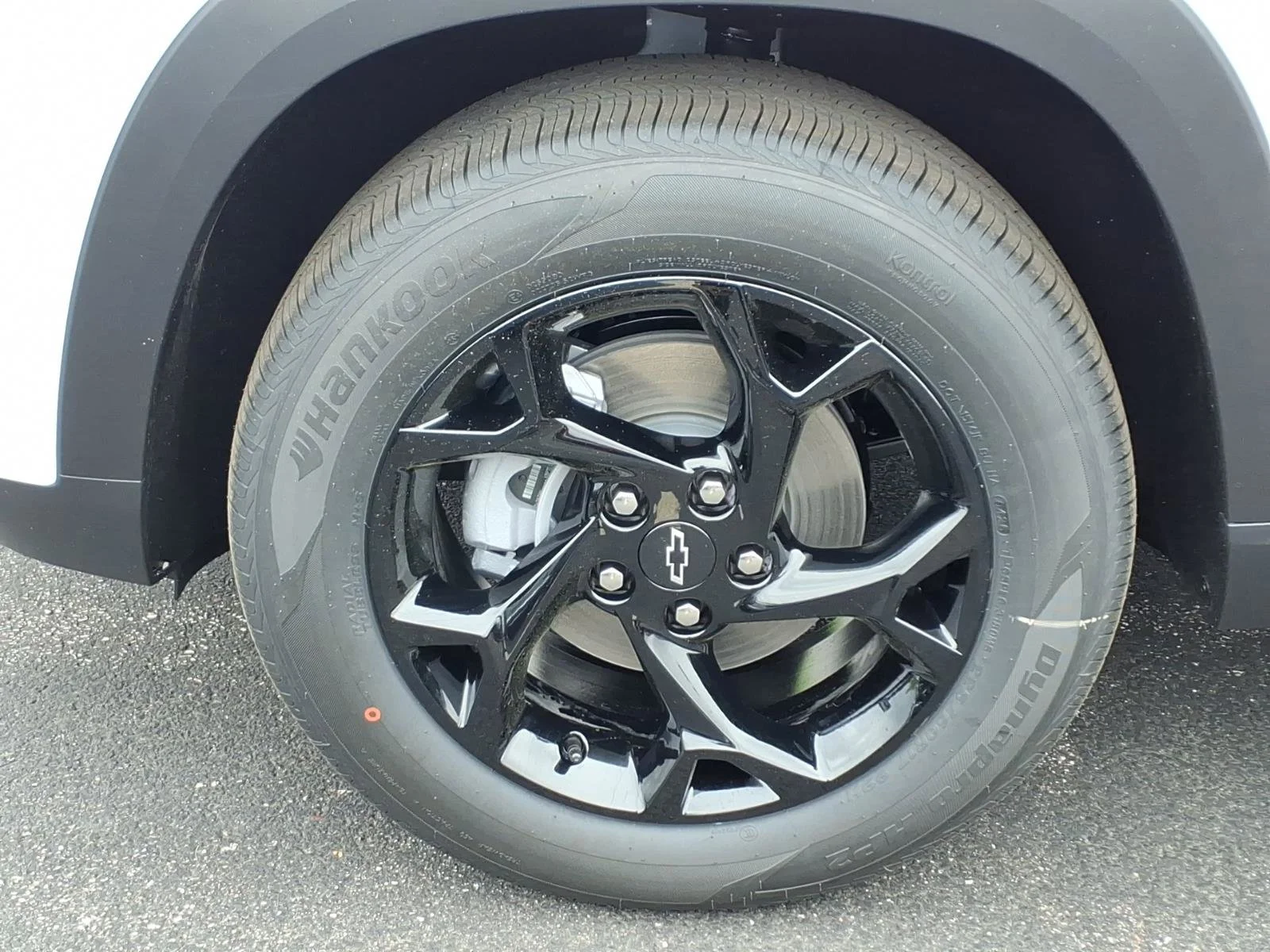 2026 Chevrolet Trax LT - Photo 21