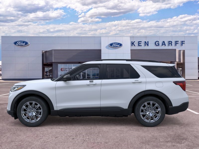 New 2026 Space White Metallic Ford Active image 3