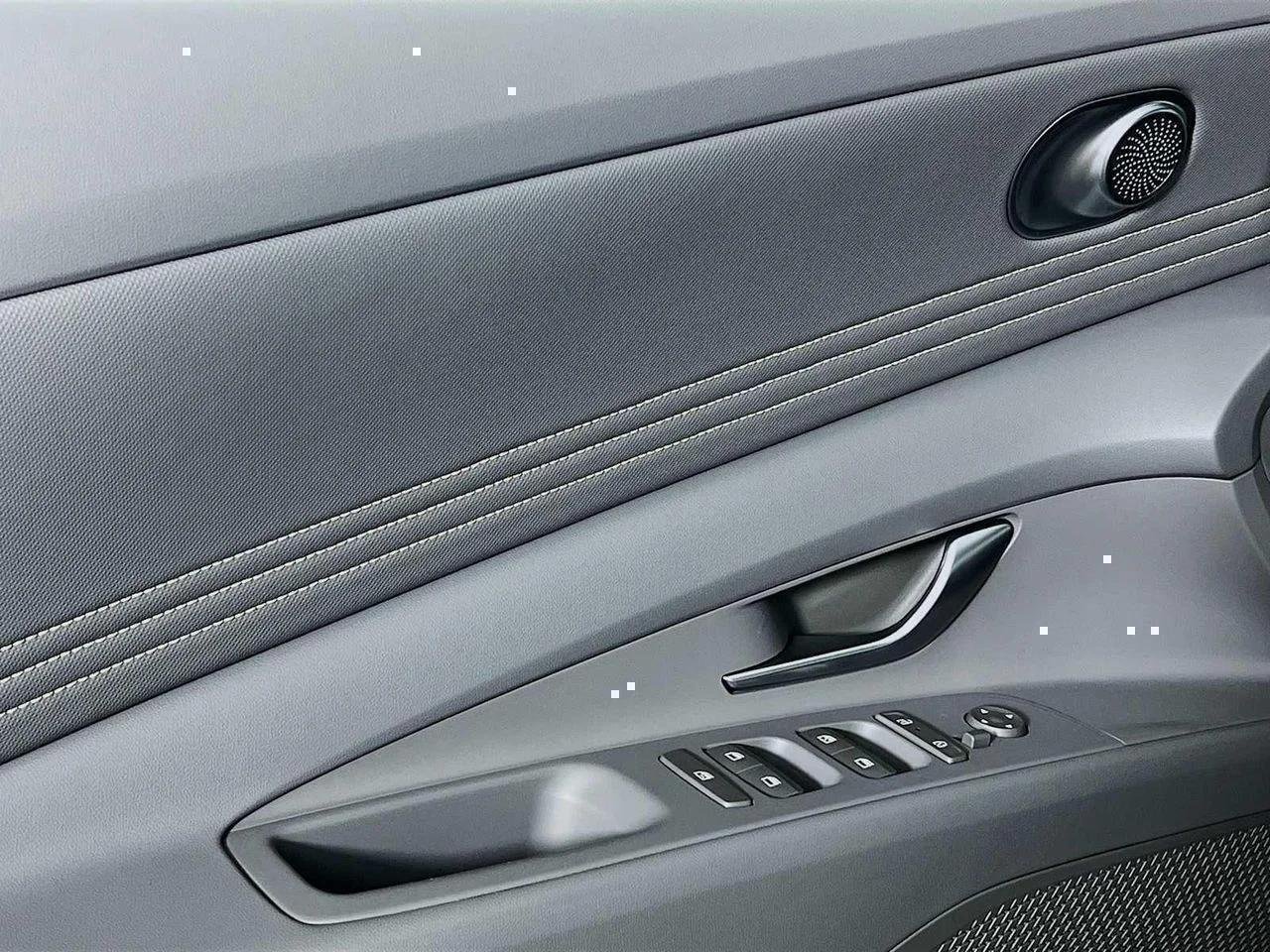 New 2026 Amazon Gray Hyundai SEL Sport image 16