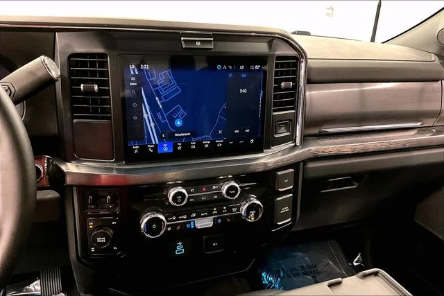 Used 2025 Antimatter Blue Metallic Ford Lariat image 30