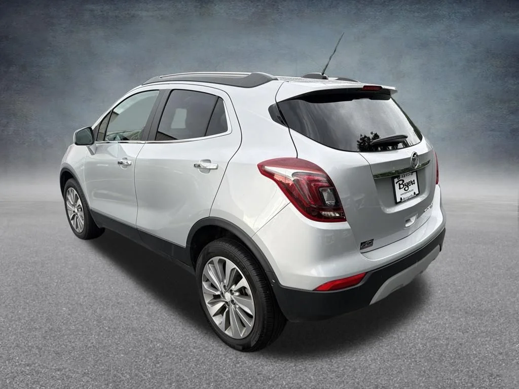 Used 2020 Silver Buick Preferred image 7