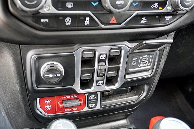 Certified Used 2022 Gray Jeep Rubicon image 26