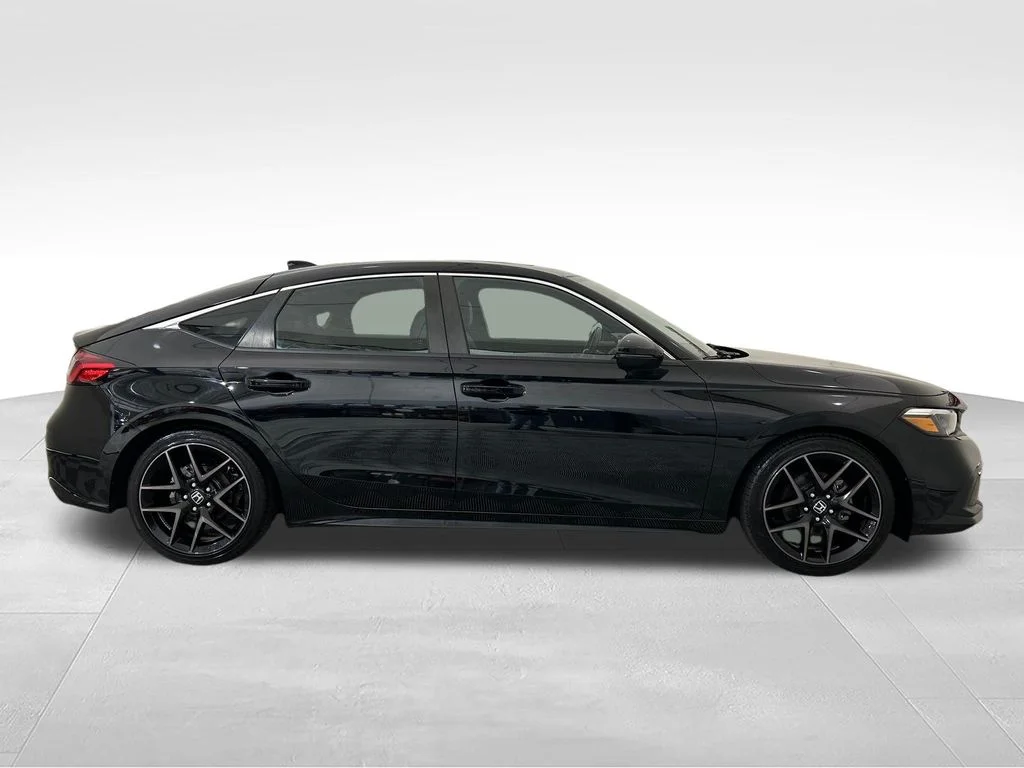 Used 2023 Crystal Black Pearl Honda Sport Touring image 6