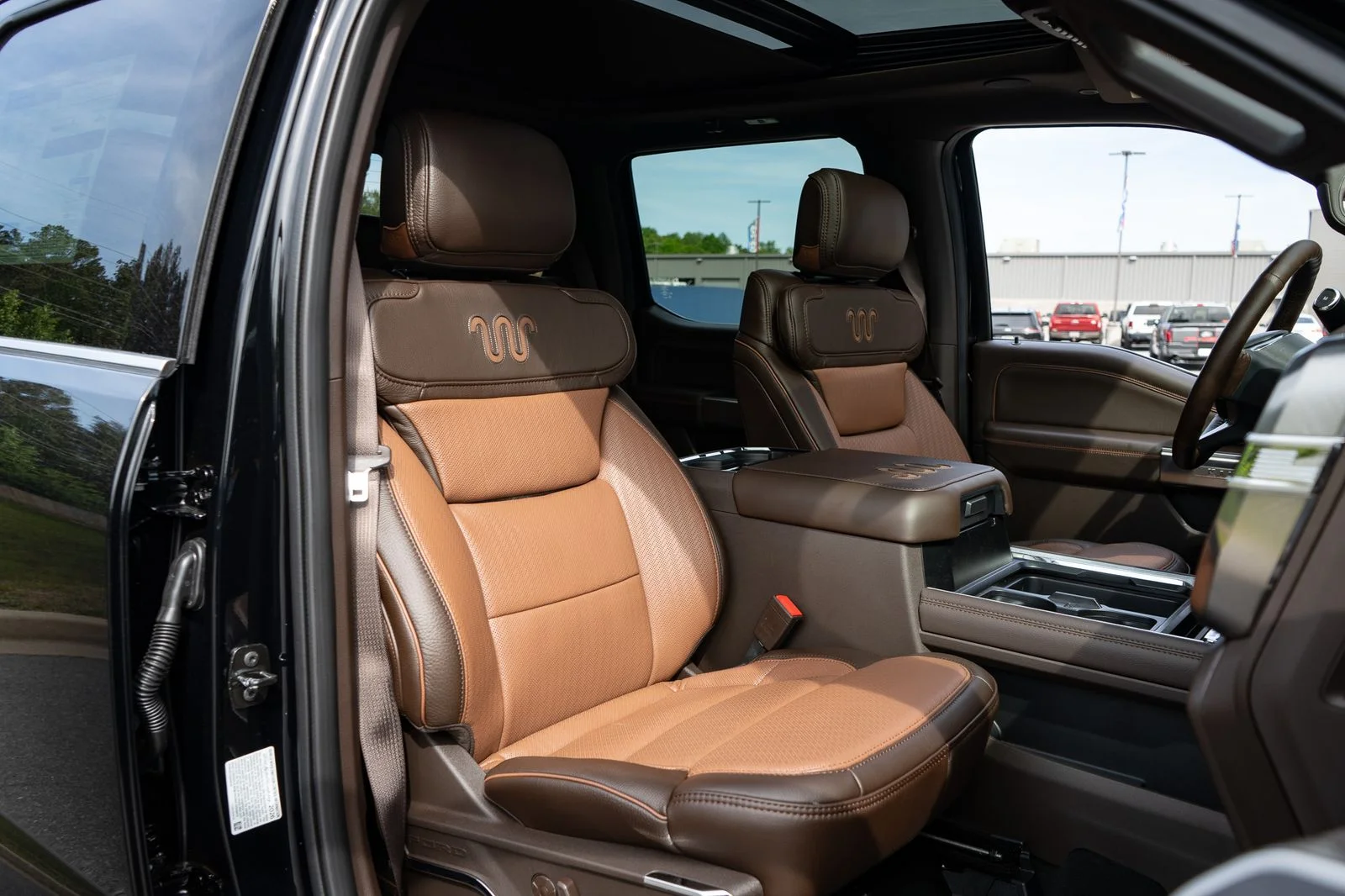 New 2026 Agate Black Metallic Ford F-250® King Ranch® image 51