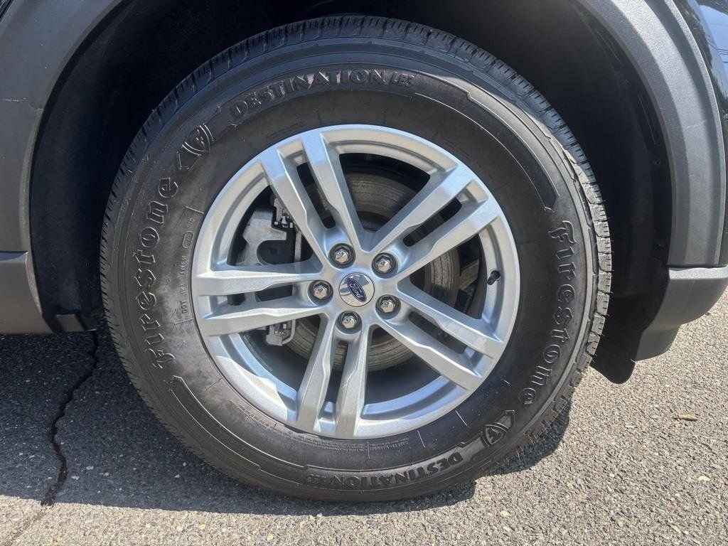 2023 Ford Explorer XLT - Photo 11