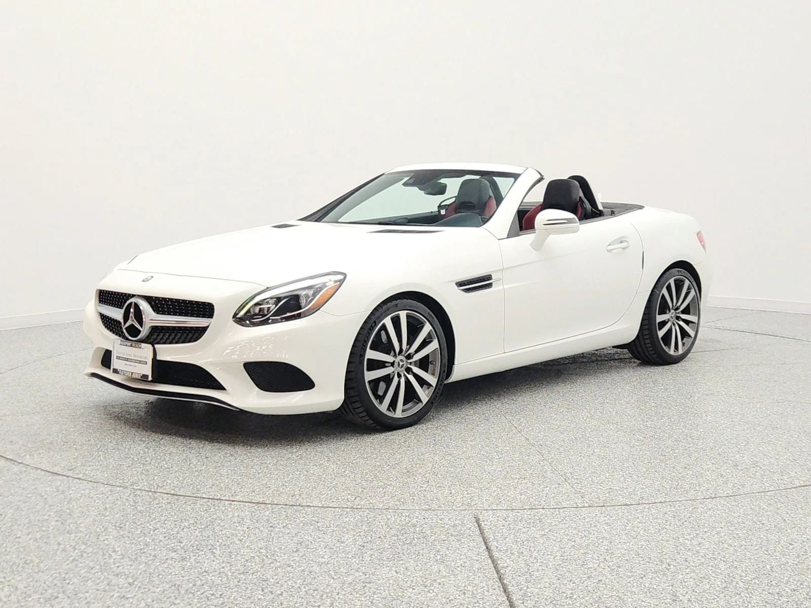 2017 Mercedes-Benz SLC SLC300's photo