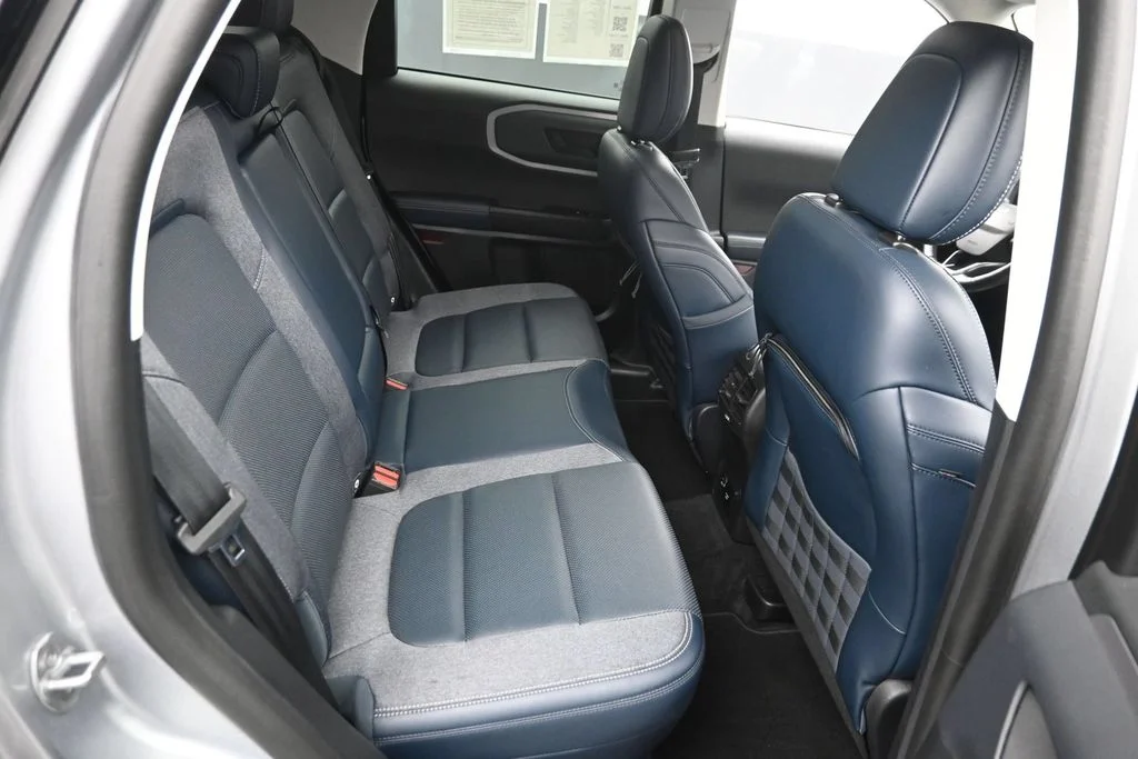 Certified Used 2022 Silver Ford Outer Banks image 10
