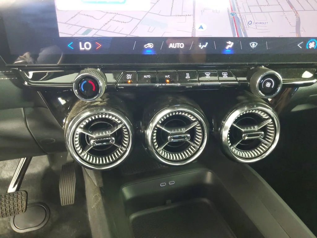 2026 Chevrolet Blazer EV LT - Photo 18