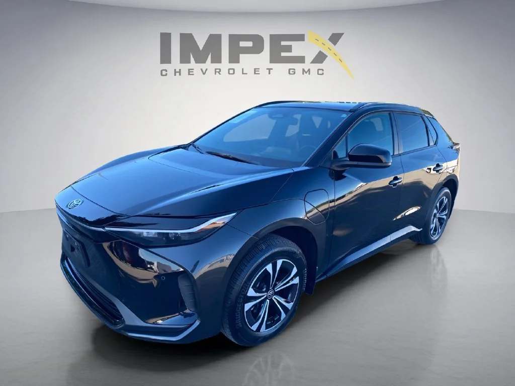Used 2023 Black Toyota XLE image 1