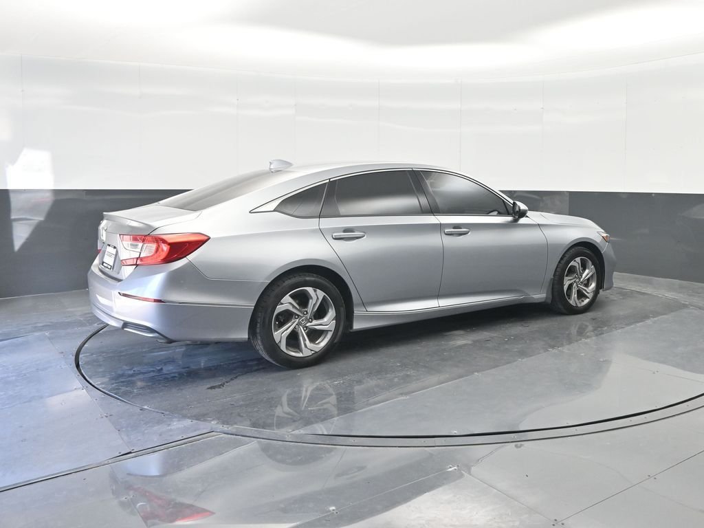Used 2019 Silver Honda EX-L image 15