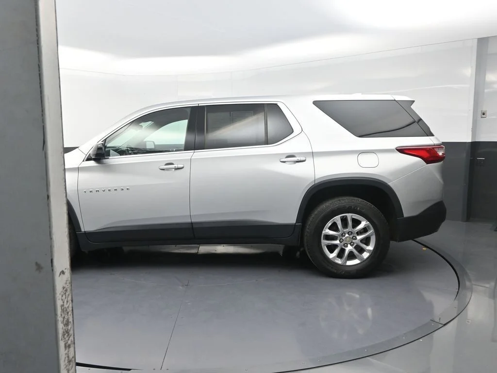 Used 2020 Silver Chevrolet LS image 6