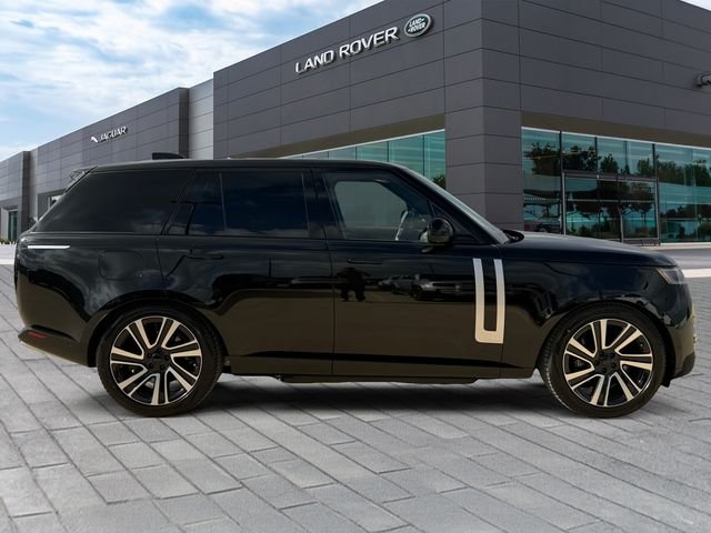New 2026 Santorini Black Land Rover Autobiography image 6