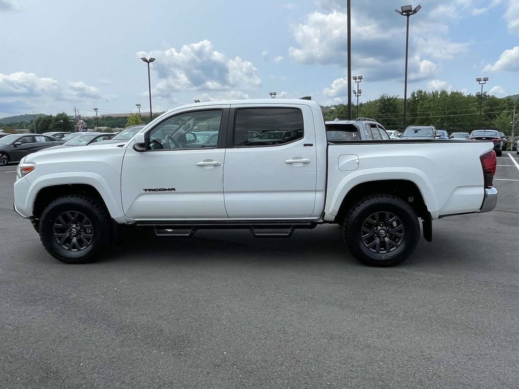 Used 2023 White Toyota SR5 image 6